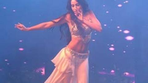 Nora Fatehi Fuck Xnxx - Nora Fatehi's sexy belly dance will surely make your jaw drop