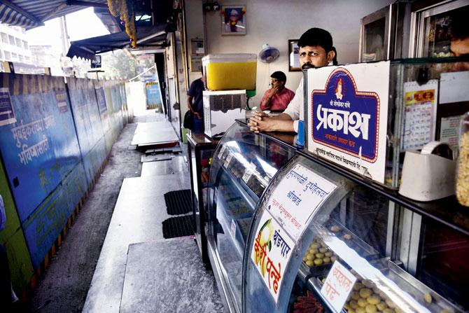 The Metro construction has eaten into the income of the famous Hotel Prakash near Shivaji Park