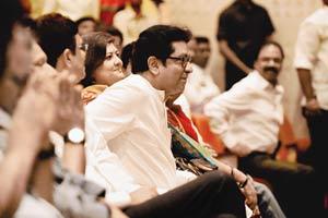 Raj Thackeray rallies for his party, Maharashtra Navnirman Sena