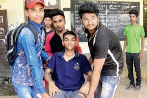 Teen with bone cancer appears for SSC exam days before his leg gets amputated