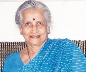 Sandeep Patil's mother and his first bowler Sumitra passes away at age 89