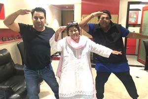 Saroj Khan blesses the remake of Ek Do Teen