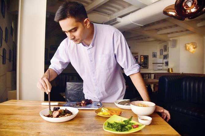 Siddharth Kashyap feels the best way to use the pork fat is to use it as a shield from excessive heat. Pic/Pradeep Dhivar