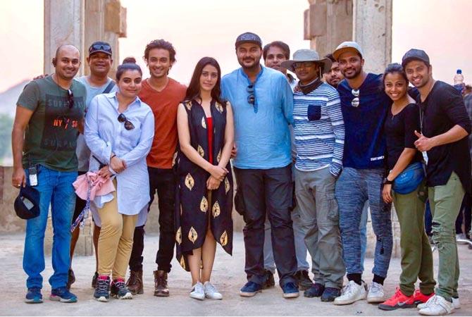 Team Loveratri