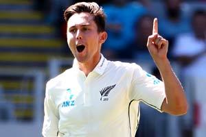 Trent 'thunder' Boult  strieks as England all out for 58 in first Test
