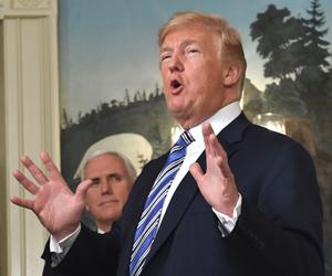 Donald Trump signs new ban on transgenders in military