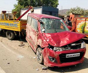 Mumbai: Family of 6 escape major accident on their way to a water park