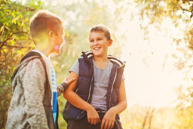Childhood friendships may boost boys