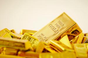 Man held for smuggling gold dust worth Rs 27 lakh at Mumbai airport