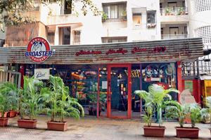 Mumbai: Eight Bandra eateries shut for fire safety violations