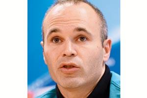 Barcelona captain Iniesta reveals China offer, will decide on move by April