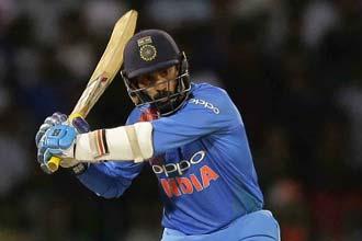 Rohit Sharma reveals why Dinesh Karthik was upset in the Nidahas Trophy final