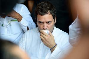 Rahul Gandhi targets Prasad over pendency of cases in courts