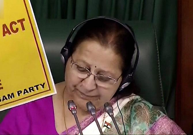 Sumitra Mahajan: Even I am not being allowed to speak in Lok Sabha