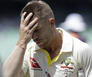 David Warner and Quinton de Kock engage in dressing room altercation