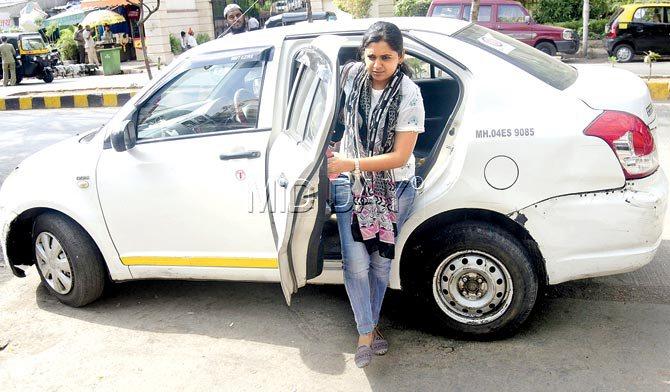 Anamika Gharat managed to get a cab after many attempts and hours of waiting. Pic/Sameer Markande