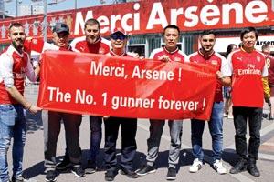 It's a high five for Arsenal as Wenger fans say 'Merci, Arsene'