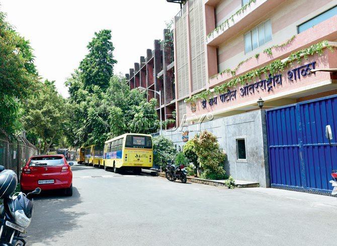 Irked parents of children studying in DY Patil International School 