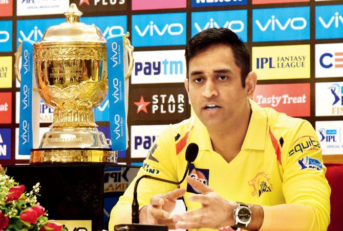 MS Dhoni addresses the media on the eve of the T20 2018 final on Saturday. Pics/Suresh Karkera