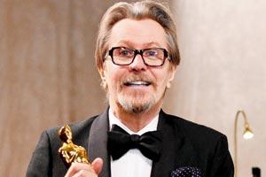 Gary Oldman to pen, direct Flying Horse
