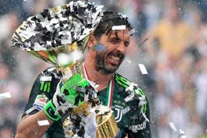 Gianluigi Buffon bids farewell to Juventus in 2-1 win over Hellas Verona