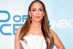 Jennifer Lopez is a role model mother to boyfriend Alex Rodriguez's daughters