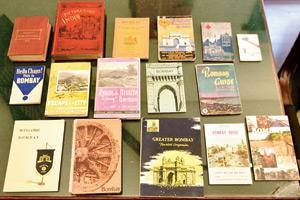 American architect Robert Stephens to showcase 16 rare guidebooks on Mumbai