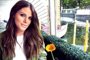Victoria upset hubby Beckham bought drinks for socialite Kara at Royal Wedding?
