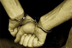 Nigerian held for cheating people