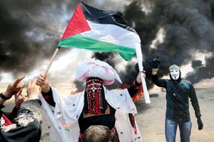 43 Palestinians killed in Israeli firing at Gaza border