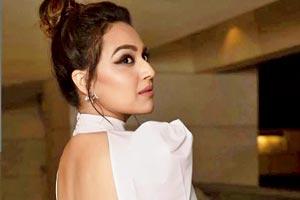 Swara Bhasker reacts to being trolled for masturbation scene in Veere Di Wedding