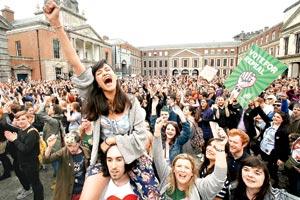 Ireland registers win with 66.4% to overturn abortion ban