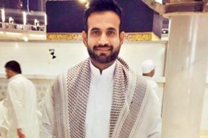 Irfan Pathan prays for peace during the beginning of Ramadan