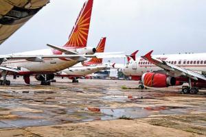 Mumbai: Flights delayed after Air India ground staff go on strike