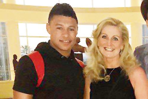 Footballer Alex with mother Wendy