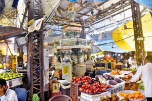 Mumbai: 'Regularise illegal lofts in municipal markets'