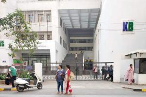 Mumbai: Kurla school remains open on Eid, but some allowed to stay away