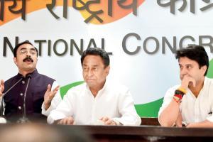 MP Assembly Polls: Kamal Nath, Scindia to be frontrunners for CM post