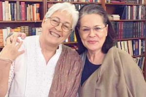 Nafisa Ali reveals stage 3 cancer diagnosis; posts a pic with Gandhi