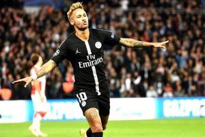 Neymar inspires PSG to leave Liverpool in danger in Champions League
