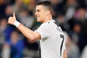 Allegri praises leader Ronaldo as Juventus beat Cagliari 3-1
