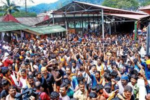 Union Minister travels to Pamba gets into war of words with police