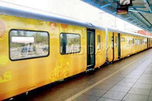 Tejas cuts down Mumbai to Goa travel time by 30 minutes