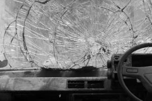 5 killed and 9 injured as car falls from Haryana bridge