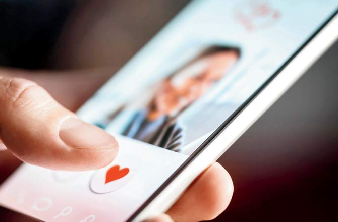 The ATS has found terrorist recruiters catfishing youngsters on nine dating and chatting apps. Representation Pic/Getty Images