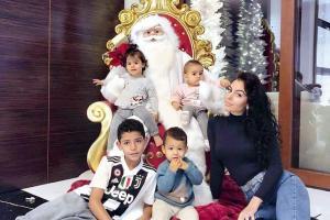 Ronaldo's girlfriend Georgina goes Christmas shopping with his kids