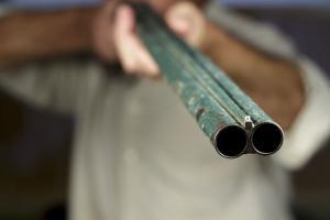 Five held for robbing constable at gun-point in New Delhi