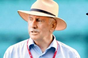 I am picking Australia over India but don't ask me why: Chappell