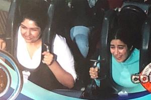 Janhvi Kapoor and Anshula Kapoor's roller coaster ride will scare you