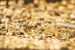 Gold sales average on 'dhanteras' in Mumbai